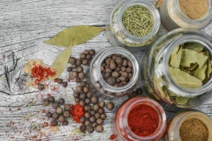 Condiments pour pallier la perte de goût chez les seniors